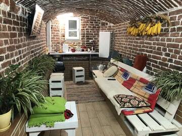 Четырехместный номер эконом-класса с общей ванной комнатой в  Etno Hostel